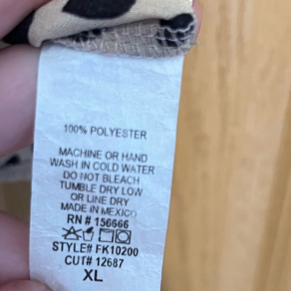 Free Kisses Black and White Polka Dot Top - Picture 7 of 8